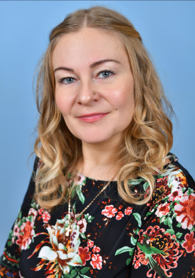 Педагогический работник Школа Алена Юрьевна Педагогический работник Школа Алена Юрьевна